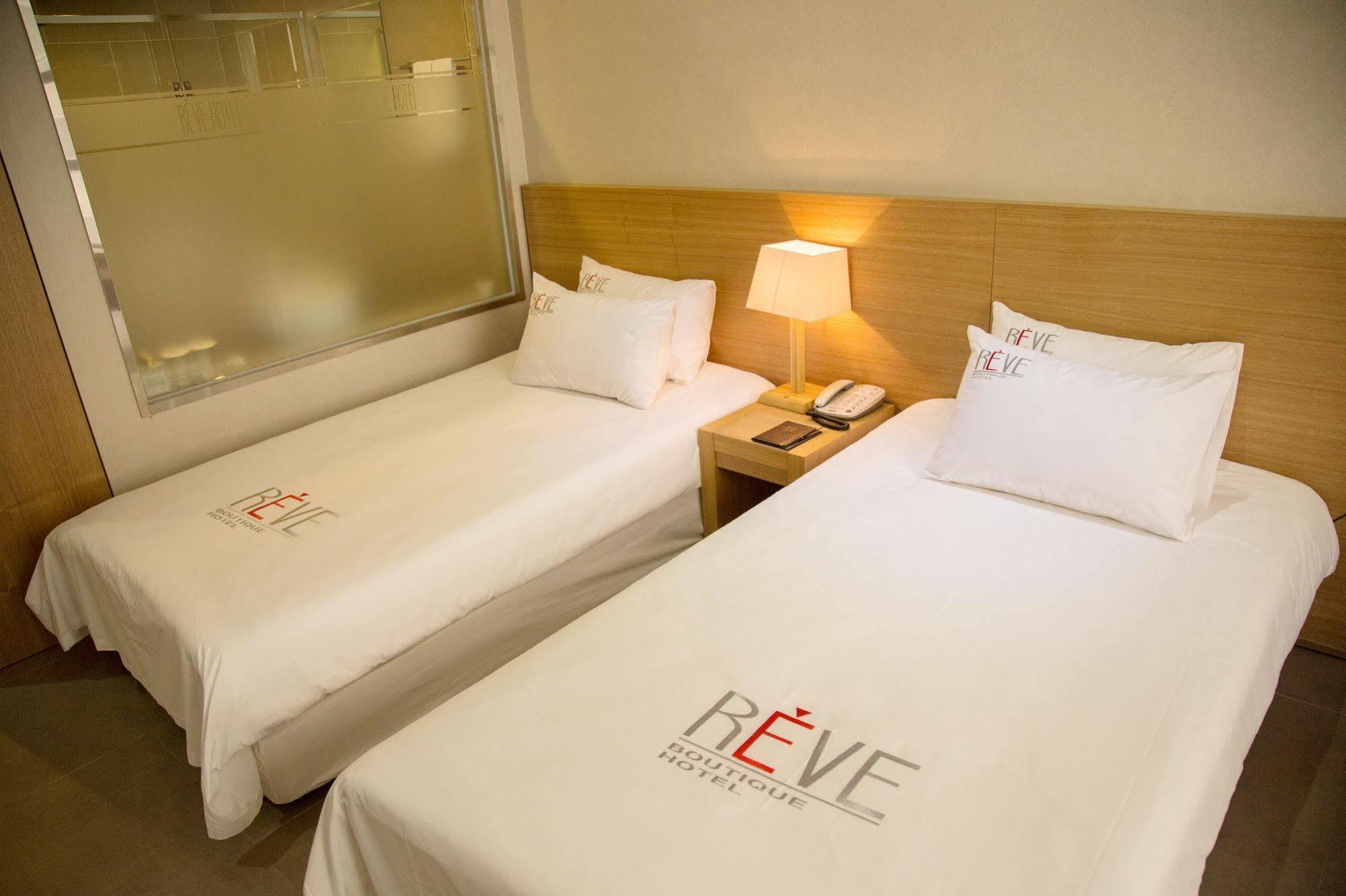 Reve Business Hotel Jeju Exterior foto